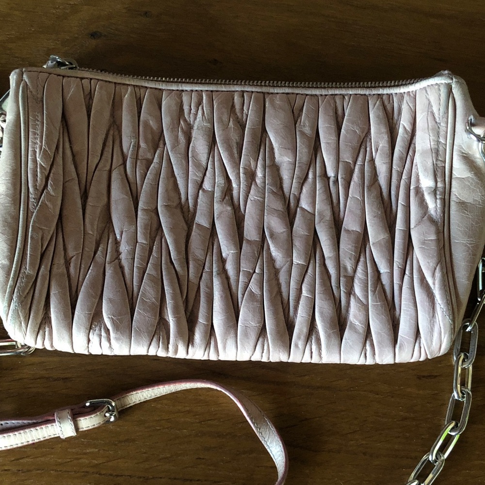 Miu Miu Quilted Light Pink matelassé Shoulder crossbody Bag with Chain Strap - Picture 8 of 10